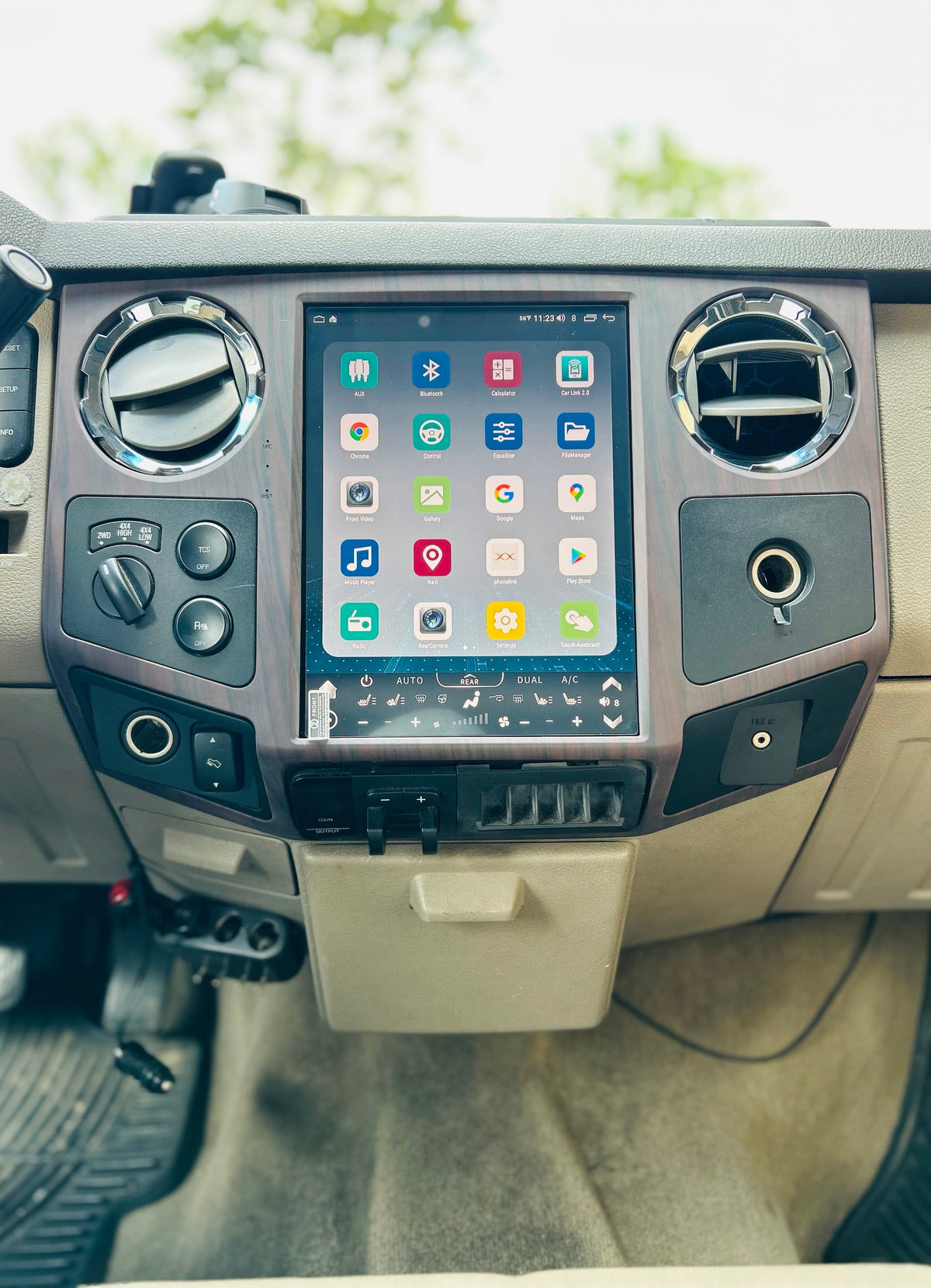 12.1 inch Android 13/14 Vertical Screen Navigation Radio for Ford F-250 F-350 Super Duty trucks 2008 - 2016