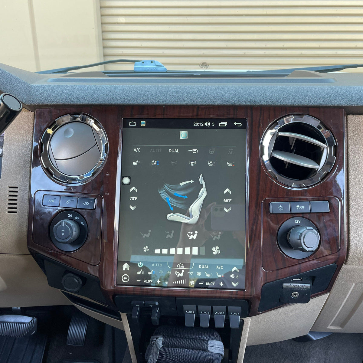 12.1 inch Android 13/14 Vertical Screen Navigation Radio for Ford F-250 F-350 Super Duty trucks 2008 - 2016